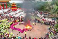 Prosesi ritual pembakaran 9 replika Naga di Pekong Kulor, Kota Singkawang, Kalbar. (ANTARA/HO-Muhammad Irvan)