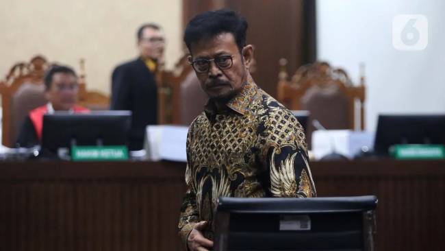 Mantan Menteri Pertanian, Syahrul Yasin Limpo (SYL) saat mengikuti sidang pembacaan tuntutan terkait dugaan pemerasan dan gratifikasi di lingkungan Kementerian Pertanian (Kementan) di Pengadilan Tindak Pidana Korupsi (Tipikor) Jakarta, Jumat (28/6/2024). (Foto: Liputan6/Angga Y)
