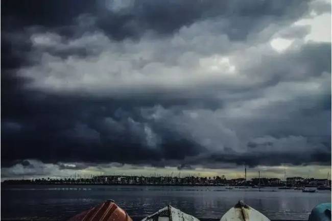 Foto Ilustrasi cuaca buruk berpotensi akan terjadi di Kalbar. (Foto: RRI Aceh)