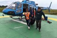 Proses evakuasi korban meninggal dalam pendakian Puncak Cartenz Pyramid, Minggu (2/3/2025). (Foto: ANTARA/Dokpri)