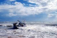 Foto Ilustrasi kapal karam akibat gelombang tinggi. Badan Meteorologi, Klimatologi, dan Geofisika (BMKG) Kalsel mengeluarkan peringatan dini terkait potensi gelombang tinggi 2,5 meter di wilayah perairan Kalimantan Selatan. (Foto: Pixabay.com/LaughingRaven)