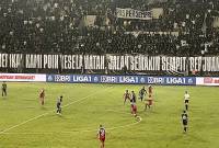 Laga PSS Sleman vs Barito Putera di Stadion Manahan, Solo, Senin (3/3/2025). (Foto: detikJogja/Serly Putri J)