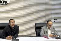 KPK menggelar konferensi pers kasus dugaan korupsi penempatan dana iklan oleh Kantor Bank Pembangunan Daerah Jawa Barat dan Banten (Bank BJB). (Foto: CNNIndonesia/Ryan HS)