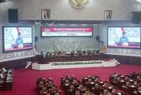 Suasana rapat paripurna DPRD Kalimantan Tengah, dengan agenda mendengarkan jawaban Gubernur Kalimantan Tengah atas pemandangan umum fraksi DPRD terhadap raperda pengelolaan pertambangan mineral bukan logam, Senin (17//3/2025). (Foto: ANTARA/Dokumentasi Pribadi)