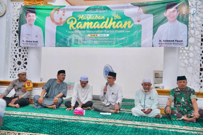 Safari Ramadan di Kecamatan Awayan. - Foto: Mc.Balangan.