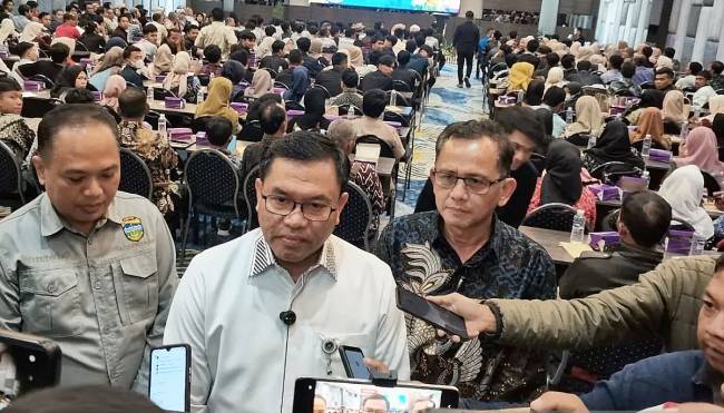 Direktur Penyediaan dan Penyaluran Wilayah II BGN Sony Sanjaya pada acara pelatihan penjamah makanan pada 10 ribu lebih relawan SPPG di area Jabodetabek dan Jawa Barat di Jakarta, Sabtu (26/4/2025) lalu. (Foto: ANTARA/HO-Badan Gizi Nasional)