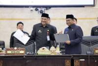 DPRD Kalsel menggelar Rapat Paripurna. Selasa (8/4/2025) (SuarIndonesia/Ist)