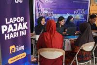 Wajib pajak melaporkan SPT Tahunannya ke Kantor Wilayah DJP Kalimantan Selatan dan Tengah (Kanwil DJP Kalselteng).