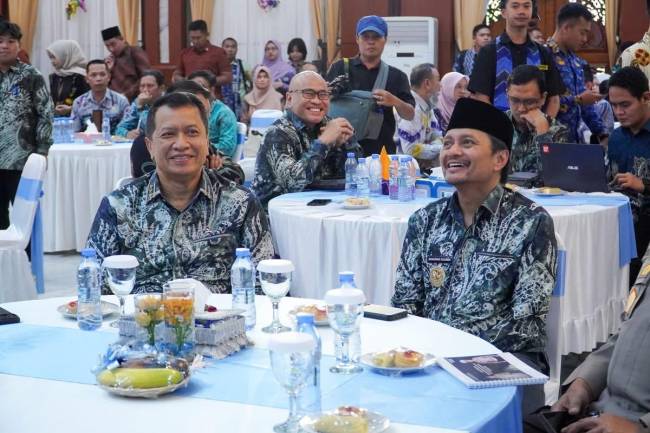 PELAYANAN Publik Banjarmasin Terbaik, Wali Kota Yamin Borong Tiga Penghargaan S