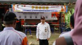 Sekretaris BPBD Balangan Surya Dharma saat memimpin Apel Perdana Pembukaan Posko Siaga Darurat Batingsor. - Foto:Mc.Balangan