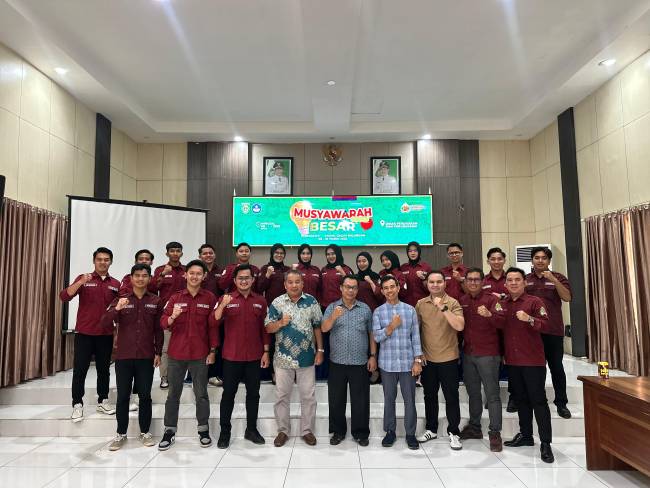 Foto bersama Pawadahan Nanang Galuh Kabupaten Balangan usai kegiatan musyawarah besar.