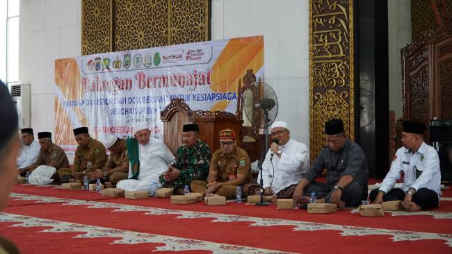 Kegiatan Balangan Bermunajat merupakan salah satu inovasi BPBD Balangan dan juga dalam rangka mitigasi non-struktural dalam penanggulangan bencana.