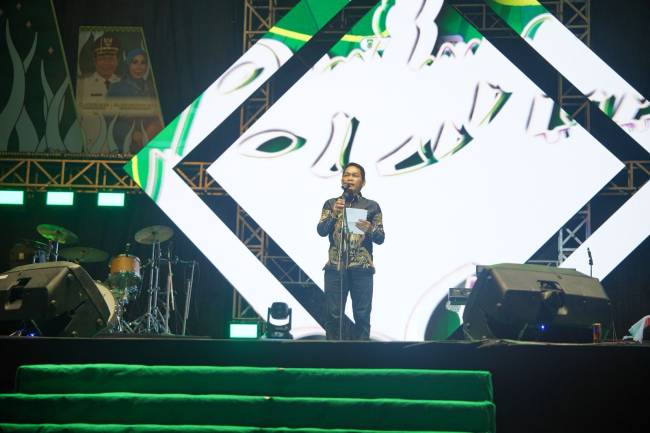 Bupati Abdul Hadi saat memberikan sambutan dalam acara pembukaan Balangan Expo 2025.