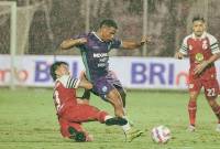 
PS Barito Putera kalah 1-2 dari tuan rumah Persita Tangerang kalah 1-2, Minggu (13/4/2025) malam. (Foto: ig@psbaritoputeraofficial)