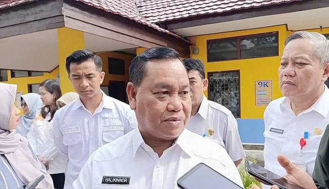 Halikinnor, Bupati Kotim. (Foto: Antara/Devita Maulina)