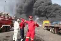 Asap membubung setelah ledakan besar yang merobek Pelabuhan Shahid Rajaee, Iran (26/4/2025). (Foto: ANTARA/HO-Anadolu)