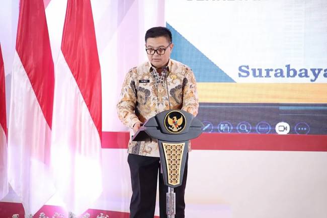 Sekjen Kemendagri Tomsi Tohir dalam acara Musrenbang RPJMD Provinsi Jawa Timur Tahun 2025-2029 dan RKPD Provinsi Jatim Tahun 2026 di Surabaya, Jatim, Selasa (29/4/2025). (Foto: ANTARA/HO-Puspen Kemendagri)