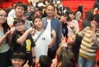 Wali Kota Palangka Raya, Fairid Naparin menonton film 