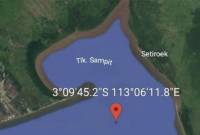 Titik koordinat lokasi seorang penumpang KM Dharma Ferry VI diduga bercebur ke laut, Selasa (15/4/2025). (Foto: ANTARA/HO-BPBD Kotim)