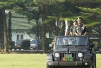 Wakil Kepala Staf Angkatan Darat (Wakasad) Letjen TNI Tandyo Budi R saat memimpin upacara penutupan Pendidikan Tamtama (Dikmata) TNI AD Gelombang I Tahun Anggaran 2025 di Pusat Pendidikan Artileri Medan (Pusdikarmed), Cimahi, Jawa Barat, Jumat (25/4/2025). (Foto: ANTARA/HO-Humas TNI AD)