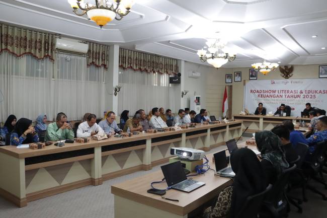 BANK KALSEL - OJK Kalaborasi Literasi dan Edukasi Masyarakat Hulu Sungai Selatan