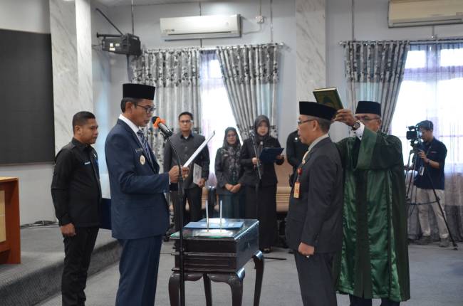 Pelantikan Pj Sekda oleh wakil Bupati Balangan. Foto : MC Kab Balangan