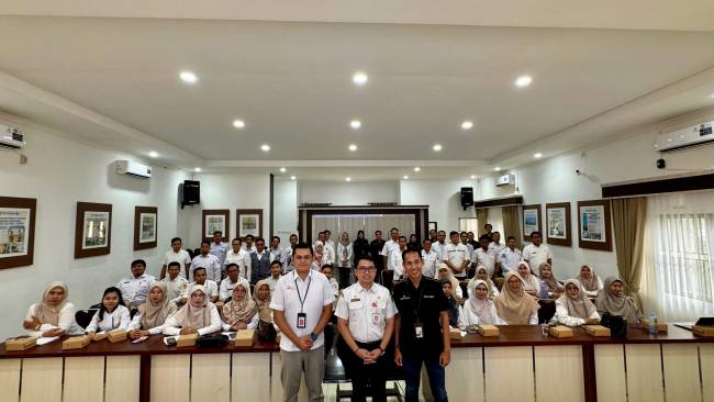 BERSAMA Bank Kalsel, OJK Lakukan Literasi dan Edukasi Tenaga Pendidik Hulu Sungai