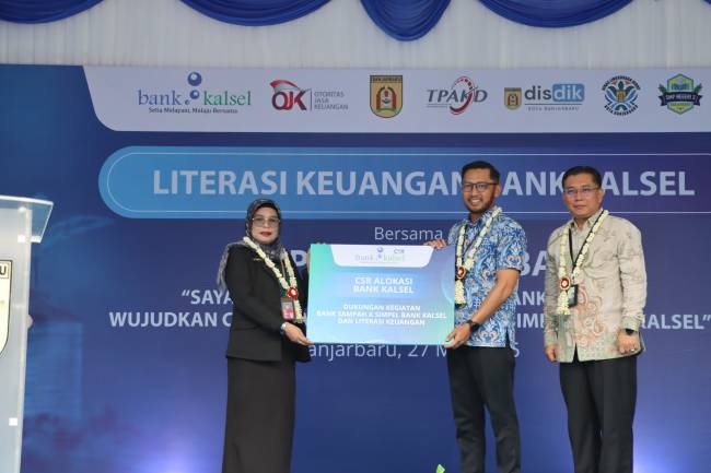 BANK KALSEL Luncurkan Bank Sampah Mas Pitung di SMPN 3 Banjarbaru