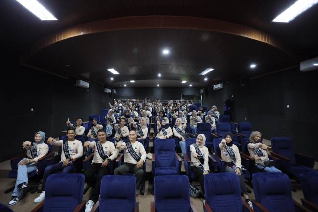 FINALIS Bintang Aksel 2025 Kunjungi Perpustakaan Daerah Kalsel Dorong Budaya Membaca dan Literasi Melawan Hoaks