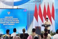 Presiden RI Prabowo Subianto berpidato dalam acara peringatan Hari Pendidikan Nasional (Hardiknas) 2025 di SDN Cimahpar 5, Kota Bogor, Jawa Barat, Jumat (2/5/2025). (Foto: ANTARA/Mentari Dwi Gayati)