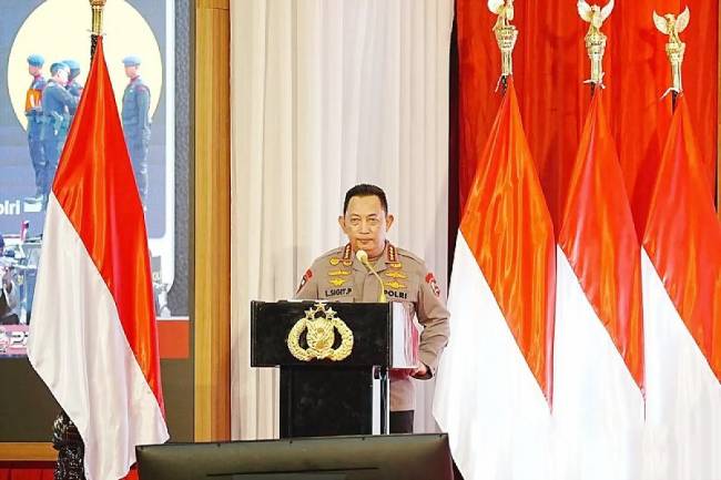 Kapolri Jenderal Polisi Listyo Sigit Prabowo saat Rapat Kerja Teknis (Rakernis) Baharkam dan Brimob 2025 di Sekolah Tinggi Ilmu Kepolisian (STIK) PTIK, Jakarta, Kamis (15/5/2025). (Foto: ANTARA/Bagus A Rizaldi)
