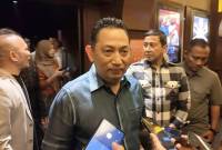 Kapolri Jenderal Pol Listyo Sigit Prabowo berbicara dengan awak media di Jakarta, Jumat (9/5/2025). (Foto: ANTARA/Nadia Putri Rahmani)