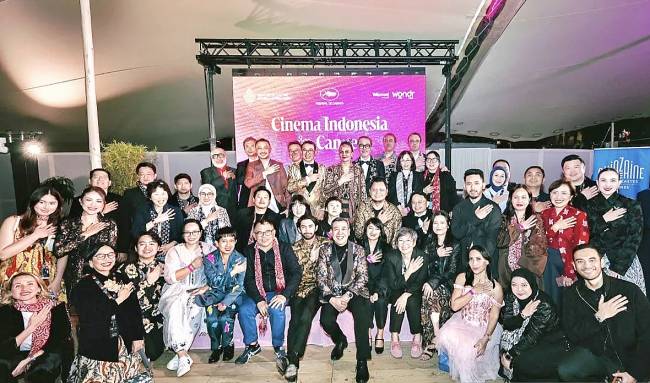 Menteri Kebudayaan Fadli Zon bersama tokoh-tokoh industri perfilman Indonesia saat acara 