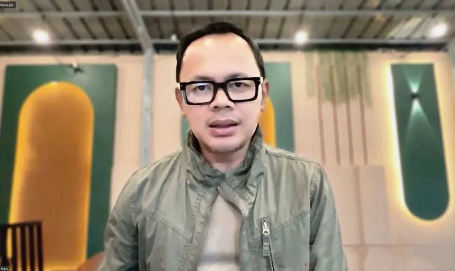 Wamendagri Bima Arya Sugiarto dalam program talkshow stasiun televisi nasional bertajuk Kontroversi: Ormas Semakin Panas yang diikutinya secara virtual dari Kabupaten Solok, Sumatera Barat, Kamis (29/5/2025). (ANTARA/HO-Puspen Kemendagri)