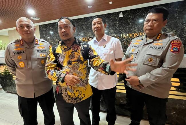 Tim Visitasi Award, Mochammad Choirul Anam, Komisi Kepolisian Nasional (Kompolnas) menyambangi Polda Kalsel, Kamis (19/6/2025). (SuarIndonesia/Ist)