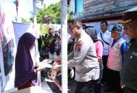 Penyerahan dilakukan langsung oleh Kapolresta Banjarmasin Kombes Pol Cuncun Kurniadi, didampingi Ketua Bhayangkari Kota Banjarmasin, Ny Yanti Cuncun Kurniadi, Kamis (26/6/2025) (SuarIndonesia/Ist)