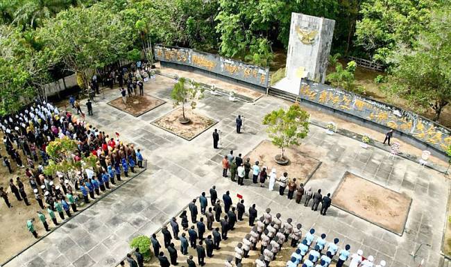 Upacara Hari Berkabung Daerah (HBD) Kalbar yang dilaksanakan setiap tanggal 28 Juni. (ANTARA/HO-Prokopim Kalbar)