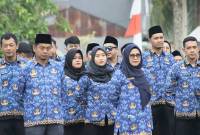 Apel memperingati Hari Berkabung Daerah Kalbar di halaman Kantor Wali Kota Singkawang, Senin (30/6/2025). (ANTARA/Narwati)