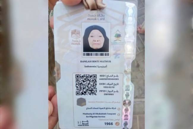 Tanda pengenal yang digunakan almarhumah Ramlah binti Matnur selama menjalankan ibadah haji di Tanah Suci. (Foto: ANTARA/HO)