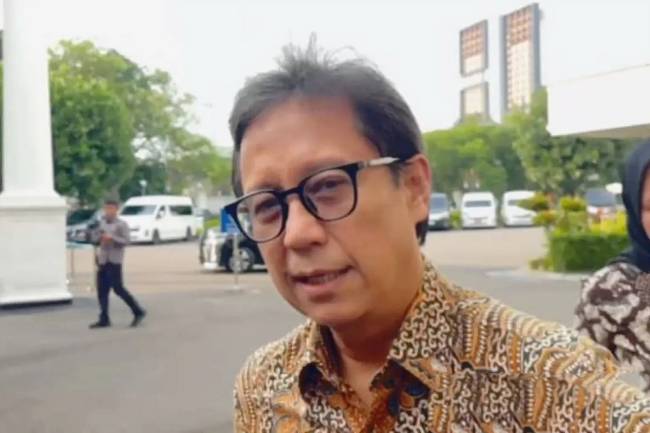 Menteri Kesehatan Budi Gunadi Sadikin saat ditemui di Istana Kepresidenan, Jakarta, Selasa (3/6/2025). (ANTARA/Mentari D Gayati)