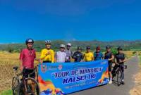 Tim Triathlon Kalsel saat menjajal trek sepeda gunung merapi. Foto : MC Kalsel