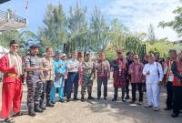 Sejumlah tokoh adat masyarakat Kalbar menyampaikan harapan agar Polri terus konsisten menjalankan reformasi kultural dan institusional demi keadilan yang inklusif dan merata di seluruh wilayah Indonesia. (ANTARA/Rendra Oxtora)