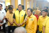 Hasnuryadi didampingi Bambang Heri Purnama dan H Supian HK serta penguirus lainya, Selasa (22/7/2025) SuarIndonesia/ HM)