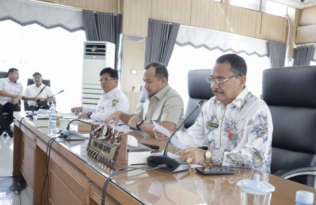 Rapat koordinasi secara daring dengan KPK RI, Rabu (23/7/2025). SuarIndonesia/Ist)