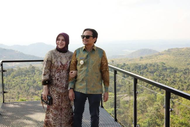 Wakil Gubernur Kalimantan Selatan (Kalsel), Hasnuryadi Sulaiman, meresmikan pembukaan resmi (grand opening) Tahura Sultan Adam Site of Kalsel Park berlokasi di kawasan Mandiangin, Kabupaten Banjar, pada Selasa (22/7/2025 (SuarIndonesia/Adv)