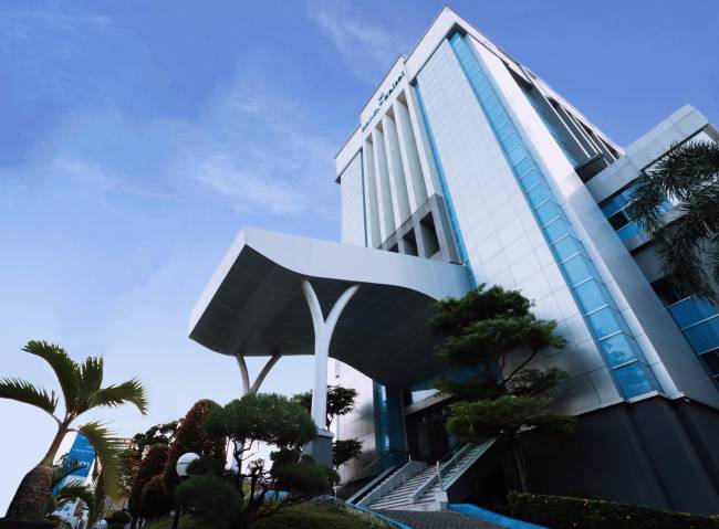 BANK KALSEL - Gedung kantor pusat Bank Kalsel di Jl Lambung Mangkurat, Kertak Baru Ilir, Banjarmasin Tengah. (Foto/HumasBankkalsel)