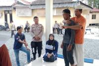 Kasus yang terjadi di Jalan Tembus Mantuil RT 24 RW 02 Banjarmasin Selatan, pada Selasa (30/6/2025), dipergakan tersangka M Syamsoni alias Ison, Kamis (24/7/2025) (SuarIndonesia/DO)