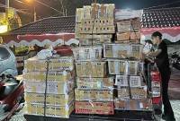 Barang bukti puluhan box berisikan ratusan burung yang akan di selundupkan melalui kawasan Pelabuhan Rakyat Dempo, Kecamatan Pontianak Utara, Rabu (23/7/2025) malam. (ANTARA/HO-BKSDA Kalbar)