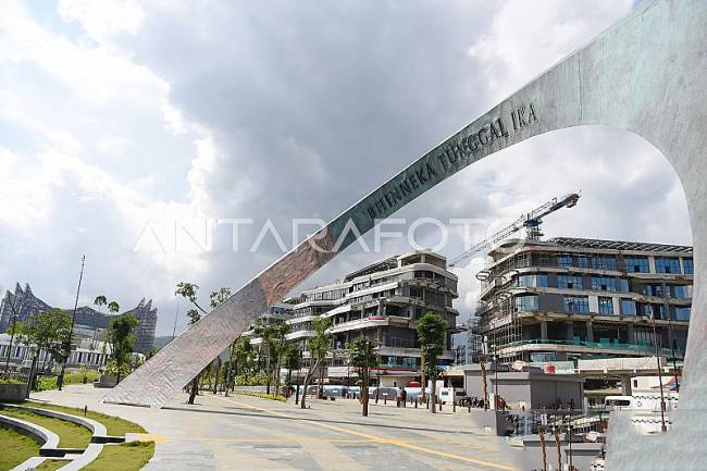 Suasana kawasan IKN di Kecamatan Sepaku, Kabupaten Penajam Paser Utara, Provinsi Kalimantan Timur. (ANTARA/M Risyal Hidayat)