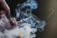 Foto Ilustrasi orang merokok. (Freepik)